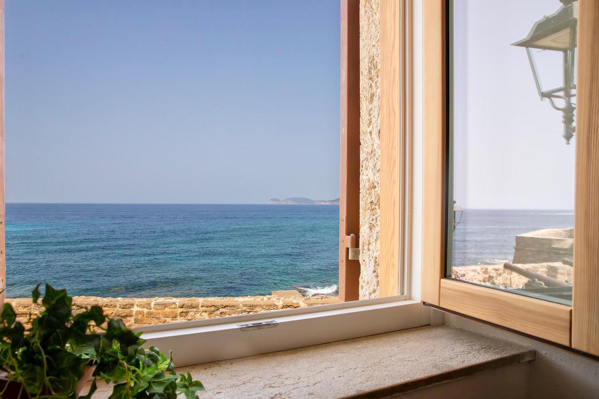 Panoramic Bastioni Sea View Daire Alghero Oda fotoğraf
